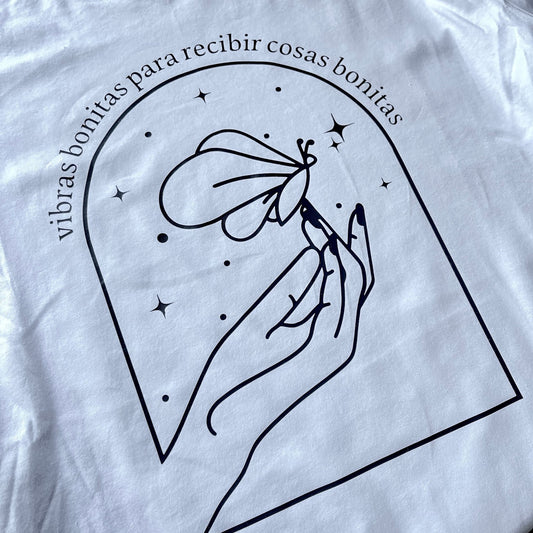 Vibras Bonitas Tee