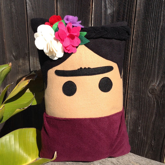 Frida & Concha Plush Gift Set
